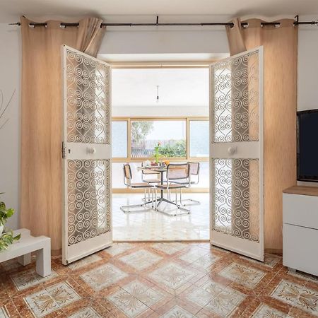 Casa In Villa A Mondello-700M Dal Mare Палермо Экстерьер фото